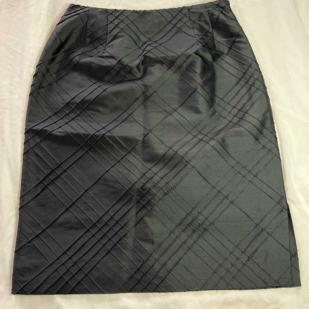 Black Talbots pattern skirt